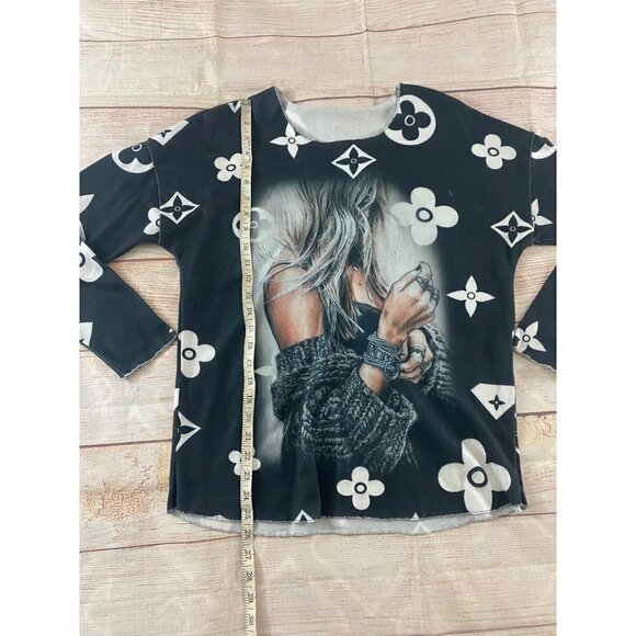 Unbranded women's Double Printed Long Sleeve Sweater - Medium - Picture 8 of 14